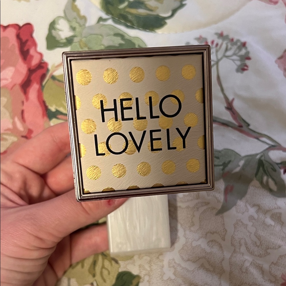 Gold Polka Dot 'Hello Lovely' Wallflower Plug In